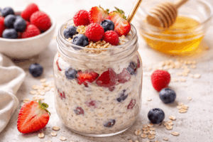 Vanille-Beeren Overnight Oats